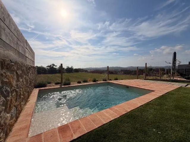 Casa o chalet de alquiler en Carrer del Raval, Cruïlles, Monells I Sant Sadurní de L'Heura, Girona