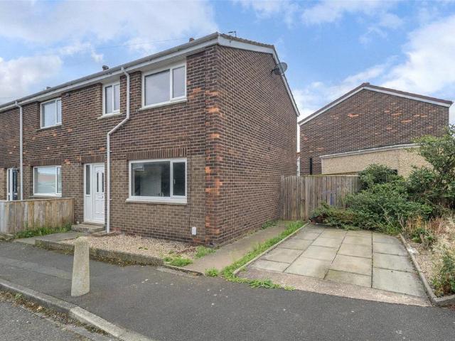 Crumstone, Seahouses, Northumberland. 3 bed end of terrace house to rent £850 pcm £196 pw