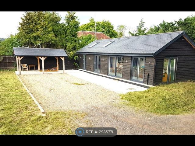 Crumps Lane, Ulcombe, Maidstone ME17, 2 bed bungalow to rent, £1,795 pcm | PrimeLocation