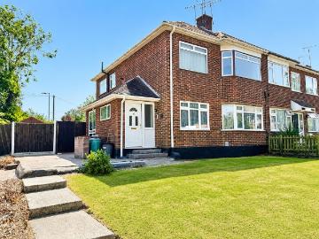Crushes Close, Hutton, Brentwood CM13, 2 bed maisonette to rent, £1,595 pcm | PrimeLocation