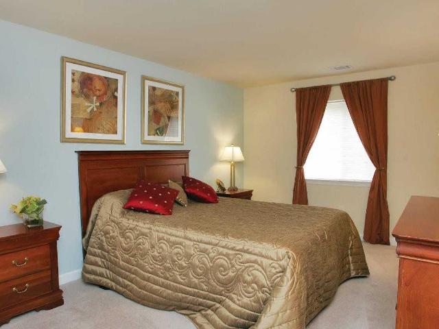 Crystal Springs 2 Bedroom Apartment for Rent at 14301 Georgia Ave, Aspen Hill, MD 20906 Aspen Hill