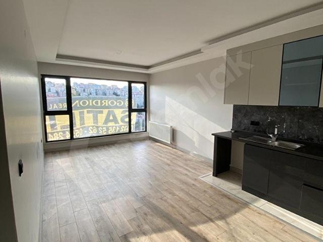 CRYSTAL TOWER VADİ 16.KAT 2+1 KİRALIK DAİRE