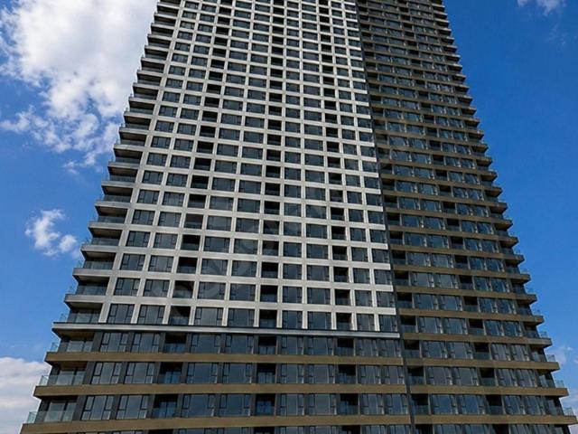CRYSTAL TOWER VADİ DE 7. KATTA SIFIR 2+1