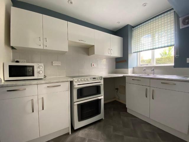 Crystal Way, Dagenham RM8, 2 bed flat to rent, £1,700 pcm | PrimeLocation
