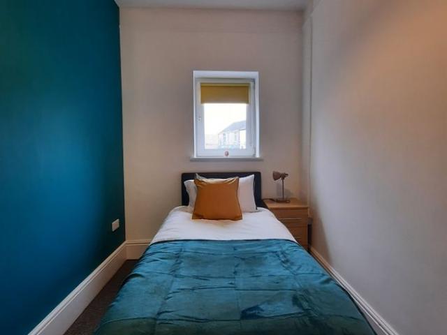 Cwm Level Road, Swansea SA5, 7 bed shared accommodation to rent, £385 pcm | PrimeLocation