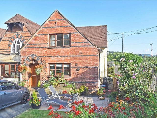 Cwmbach, Builth Wells, Powys LD2, 3 bed end terrace house to rent, £700 pcm | PrimeLocation