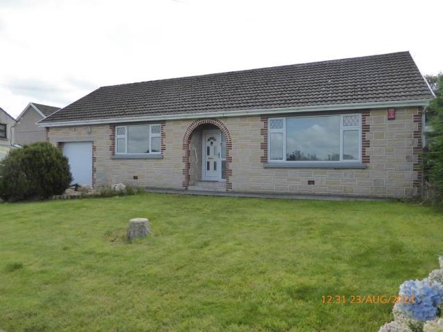 Cwmffrwd, Carmarthen, 4 bed bungalow to rent £1,450 pcm £335 pw