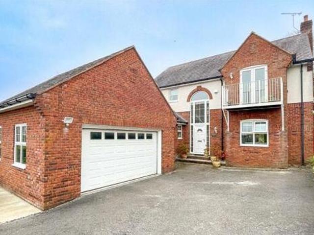 Cwrt Hwfa, Bangor, 4 Bedroom Detached