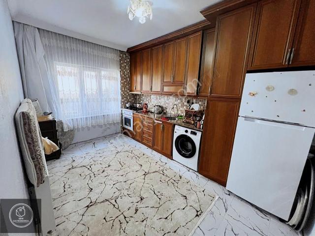 Cuma Mah. Satılık 3 Katlı Müstakil Ev