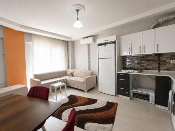 Cuma Mahallesi'nde Eşyalı Kiralık 1+1 Daire
