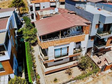 Cuma İnce'den 4+1 Park Cepheli Ve Bahçeli Dubleks