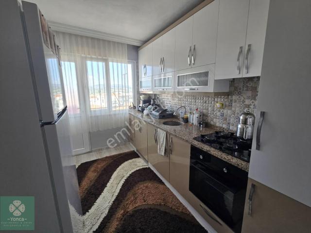 Cuma Pazarı Cadde Üstü Satılık 2+1 Daire