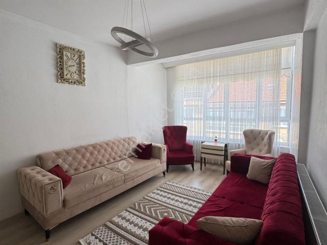 Cumartesi Pazarı İçi 2+1 Abonelikleri Açık Full Eşyalı Kiralık Daire