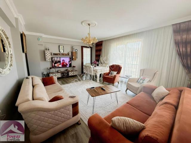 Cumayeri Çevrik'te Merkezi Konumda 110m² 2+1 Geniş Daire