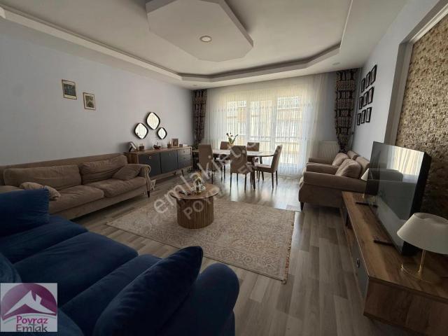 Cumayeri Koçkent Sitesinde 130 M2 Ebeveyn Banyo Arakat 3+1 Daire