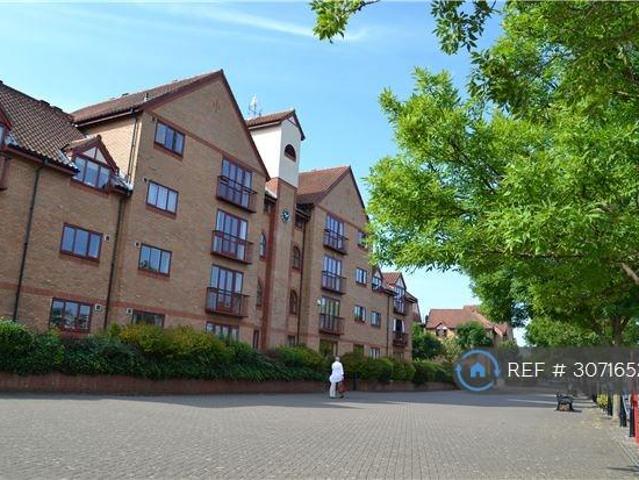 Cumberland Close, Bristol, BS1 2 bed flat to rent £1,800 pcm £415 pw
