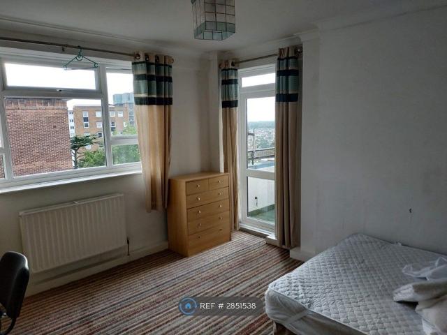 Cumberland House, Kingston Upon Thames KT2, 4 bed flat to rent, £2,200 pcm | PrimeLocation