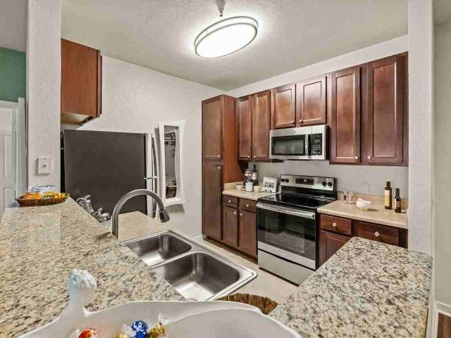 Cumberland Park Apartments 2 Bedroom Apartment for Rent at 8024 Cumberland Park Dr, Orlando, FL 32821