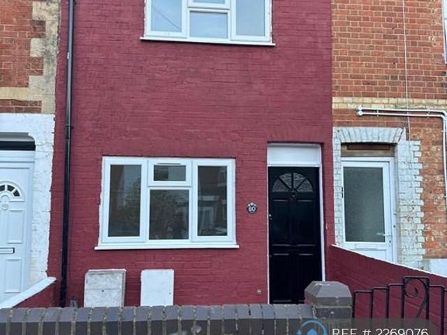 Cumberland Road, Reading, RG1 4 bed terraced house to rent £1,995 pcm £460 pw