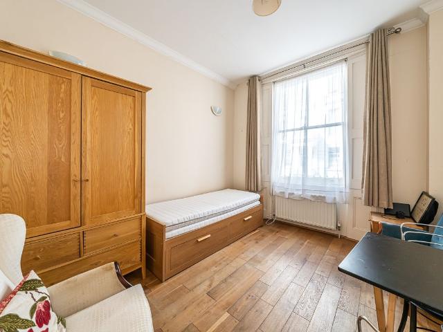 Cumberland Street, London SW1V, Studio to rent, £1,700 pcm | PrimeLocation