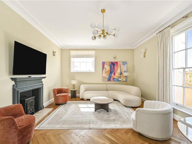 Cumberland Terrace, Regents Park 2 bed apartment to rent £7,800 pcm £1,800 pw