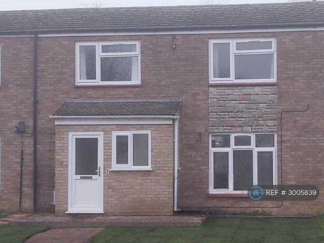 Cumberlow Place, Hemel Hempstead, HP2 3 bed terraced house to rent £2,150 pcm £496 pw