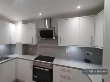 Cumbernauld Road, Glasgow, G31 | 3 bed apartment for rent #166908004 | Rentberry