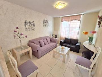 CUMBRES DE LA PRADERA CASA EN VENTA SUPER CUIDADA $2´425,000