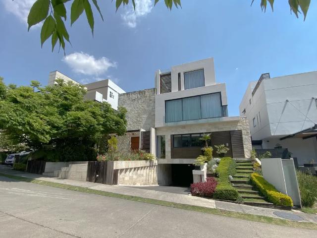 CUMBRES SANTA FE, CASA EN VENTA