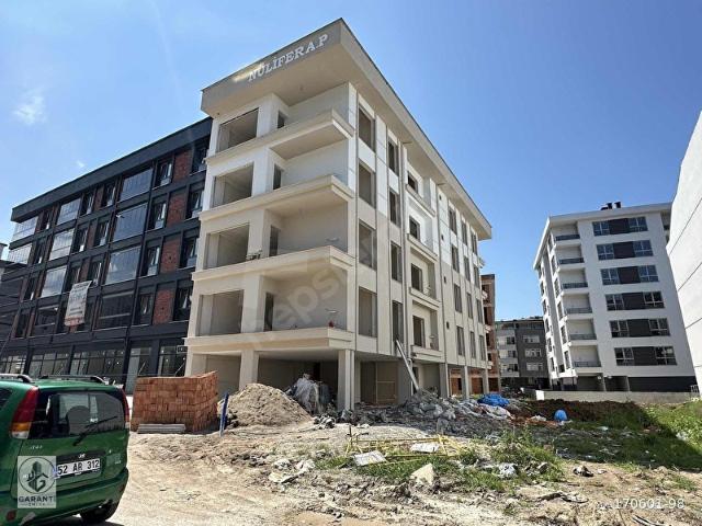 CUMHURİYET MAH. ÜNİVERSİTEYE YAKIN 2+1 SIFIR DAİRE!