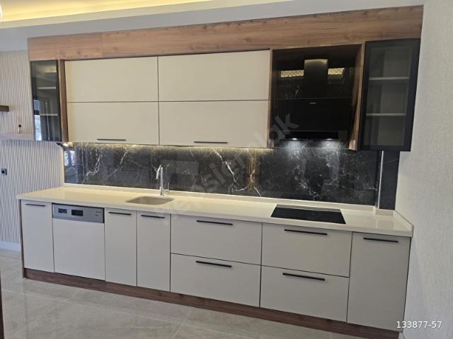 CUMHURİYET MAHALLESİ HİFA KONUTLARI FIRSAT 4+1 DAİRE