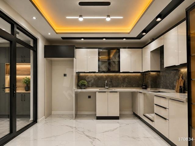 CUMHURİYET MAHALLESİNDE METROBÜSÜN DİBİNDE BUTİK SİTEDE ACİL 2+1