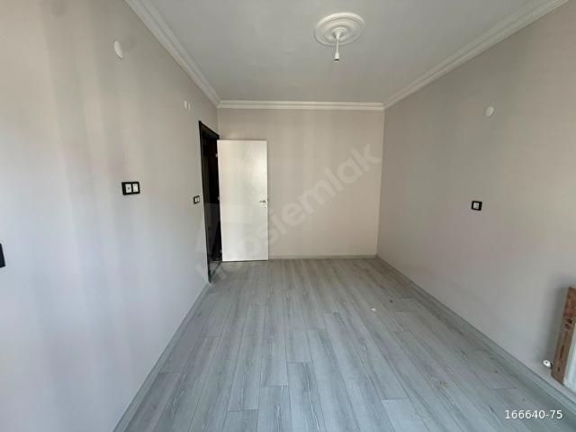CUMHURİYET MAHALLESİN'DE ARA KAT 2+1 SIFIR DAİRE