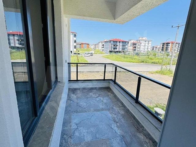 CUMHURİYET MAHALLESİNDE 2+1 KAT VE CEPHE SEÇENEKLİ FIRSAT DAİRE