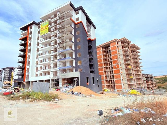 CUMHURİYET MAHALLESİ SATILIK HAVUZLU 2+1 ARA KAT DAİRE