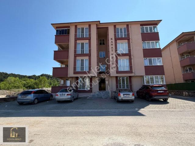 Cumhuriyet Mah. 1+1 Ayrı Mutfaklı 73m² Kiralık Daire