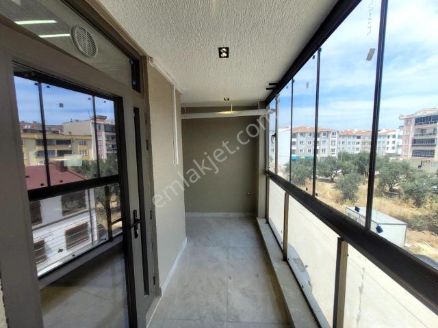 Cumhuriyet Mah.de Ara Kat Ön Cephe Sıfır 3+1 Kiralık Daire