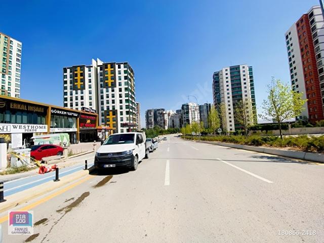 Cumhuriyet Mah.'de Metro Yanı Yerden Isıtmalı Satılık 1+1 Daire