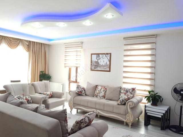 Çayda Çıra Mahallesi Vadi Park Sitesinde Kiralık 3+1 Lux Daire