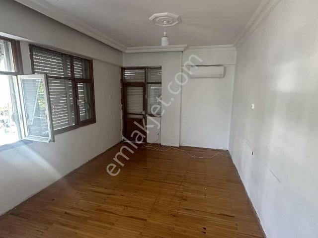 Cumhuriyet Mah Kiralık 3+1 Kullanışlı Daire Her Odası Klimalı