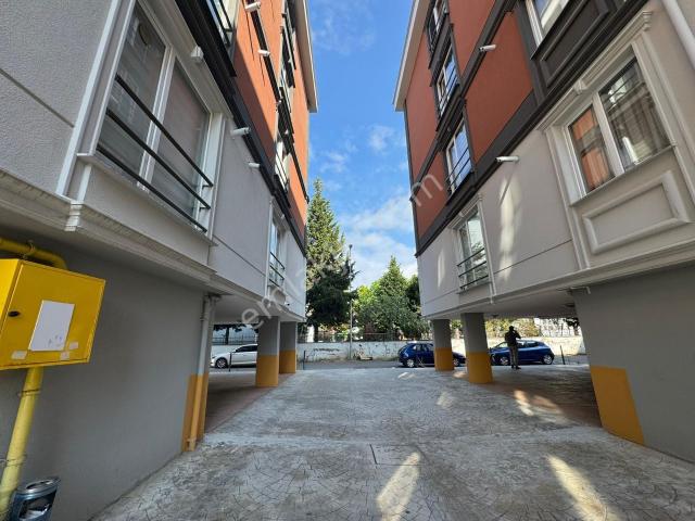 Cumhuriyet Mahallesi 1+1 Merkezi Konum Kiralık Daire