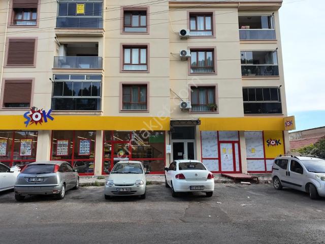 Cumhuriyet Mahallesi Çağlak Parkı Yolu 5+1 220 Satılık Dubleks