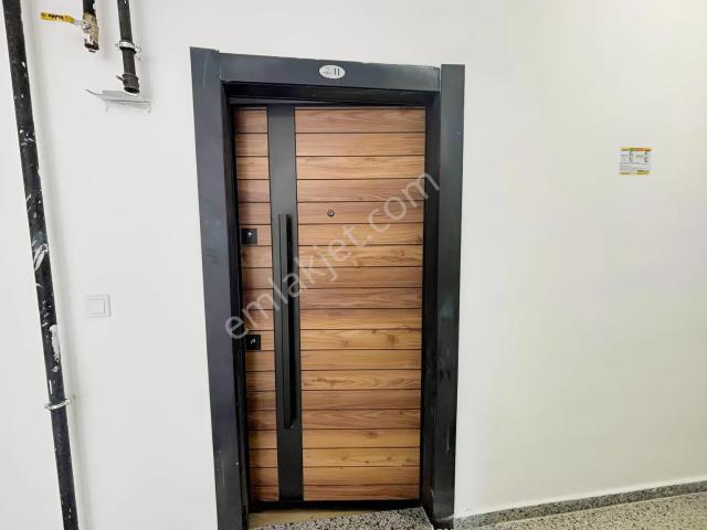 Cumhuriyet Mahallesi Fırsat Daire 2+1