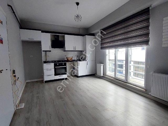 Cumhuriyet Mahallesi Kayabaşı Fırını Karşısı 1+1 Kiralık Daire