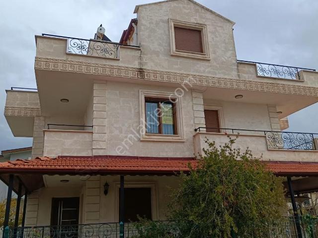 Cumhuriyet Mahallesinde 5+1| 240m2 Net | Ebeveyn Banyolu