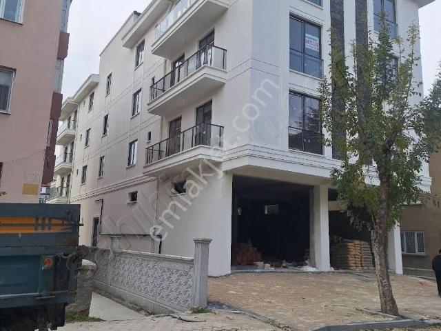 Cumhuriyet Mahallesinde 2+1 Sıfır Satılık Daire