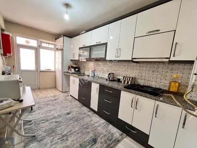 Cumhuriyet Mahallesinde 3+1 Eşyalı Kiralık Daire