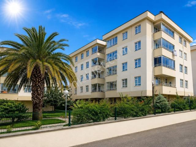 Cumhuriyet Mahallesi'nde 3+1 Kiralık Daire