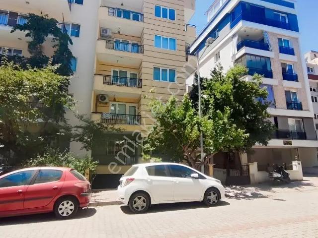 Cumhuriyet Mahallesinde Ferah 3+1 Kiralık Daire