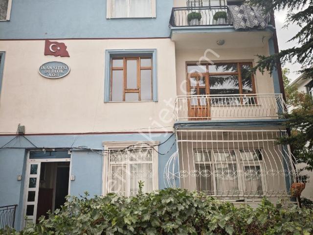 Cumhuriyet Mahallesinde Kiralık Daire